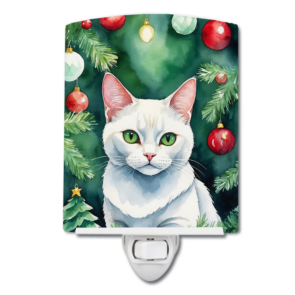 Khao Manee Cat By the Christmas Tree Ceramic Night Light